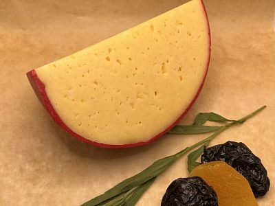 Продавец в отдел молочной продукции
