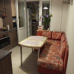 Продам, 57 кв.м, 2-комнатная