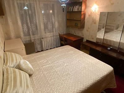 Продам, 55.9 кв.м, 3-комнатная