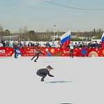 Праздничный номер на льду учащихся Школы №4 «В единстве — сила!»