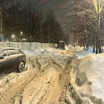 Кто за последнюю неделю видел хоть один трактор, во дворе ?