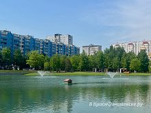 На городском озере вновь появился очаровательный домик для уток