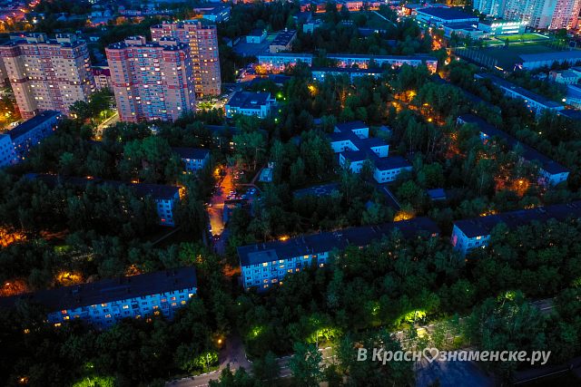 Наступает ночь, зовет и манит...