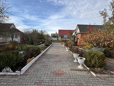 Продам, 250 кв.м, 23 сотки, Отдельный дом