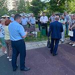 8 июня глава города провёл встречу с жителями на ул. Связистов