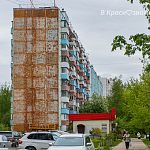 Ремонт дома на ул. Победы 12 продолжается