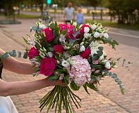 Дорогие клиенты, мы уже открыли приём предзаказов к Международному женскому дню — 8 Марта.