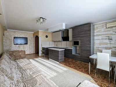 Продам, 79,9 кв.м, 3-комнатная