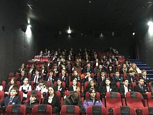 Сегодня ученики 9-х классов посмотрели фильм «Летят журавли».