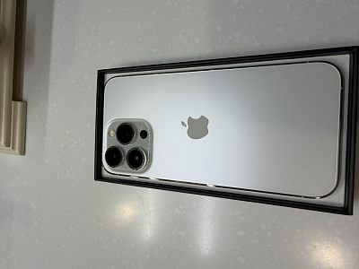 iPhone 13 Pro, 256 ГБ, SIM + eSIM
