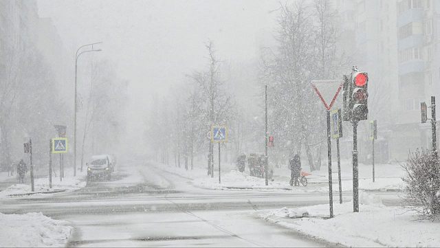 Апрельский снегопад 07.04.25