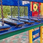 Кто несет ответственность за ужасную работу детской площадки на улице Победы?