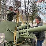 Возвращение одного артиллерийского орудия в городской Парк Победы