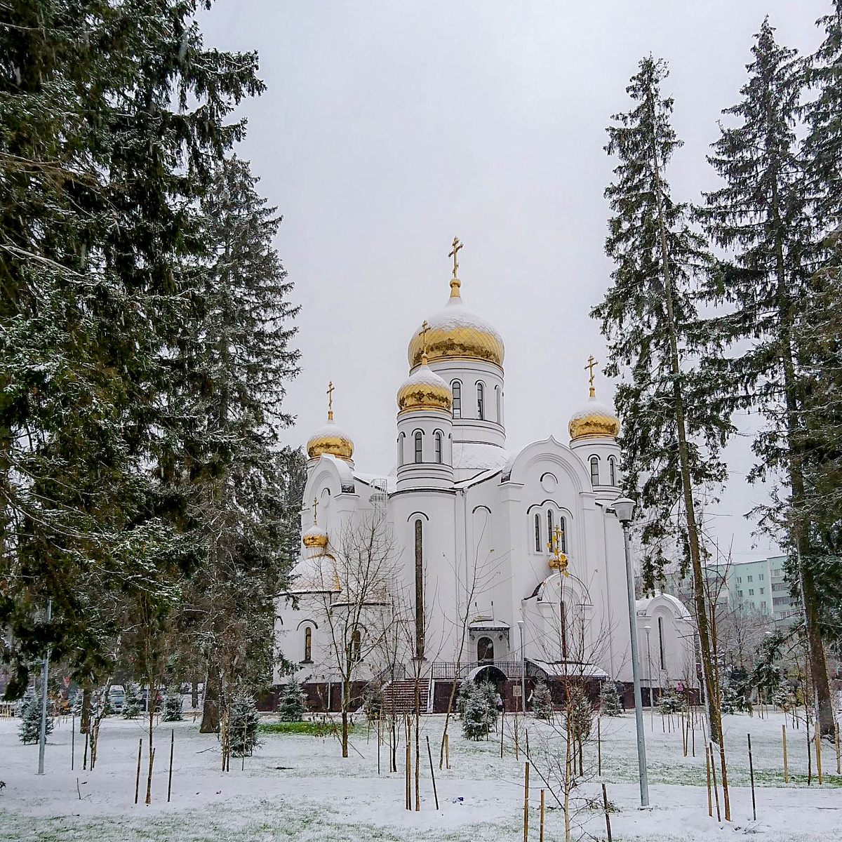10 лет назад, осенью 2016 года в городе состоялось официальное открытие Михаило-Архангельского храма