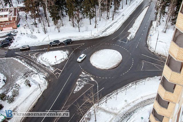Круговое движение, ул.Минская, вид сверху