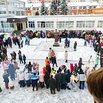 Как всегда , яркая и красочная ярмарка в Лицее!