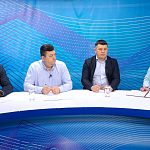 О городском хозяйстве и благоустройстве, состоянии жилых домов, дорог общественных пространств и уборке снега