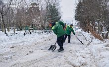 Как у вас во дворе обстоят дела с уборкой снега?