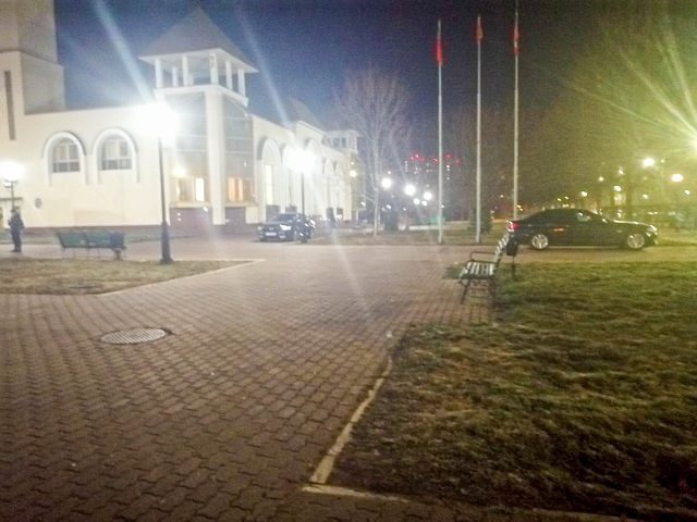 На концерт к 35-летию ЦРТДЮ заехали «Бояре». Позади ЦРТДЮ есть парковка, прошли бы пешком 100 метров - не переломились, чем поднимать градус «патриотизма».