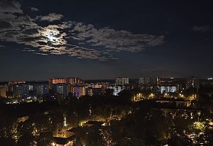 Полнолуние в облаках