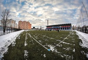 Отличная погода для зимнего футбола