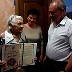 4 июня, свой 100-летний юбилей отмечает труженица тыла, ветеран труда и преподаватель истории Елизавета Николаевна Голенко
