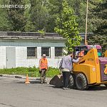 У первого КПП проходит ямочный ремонт