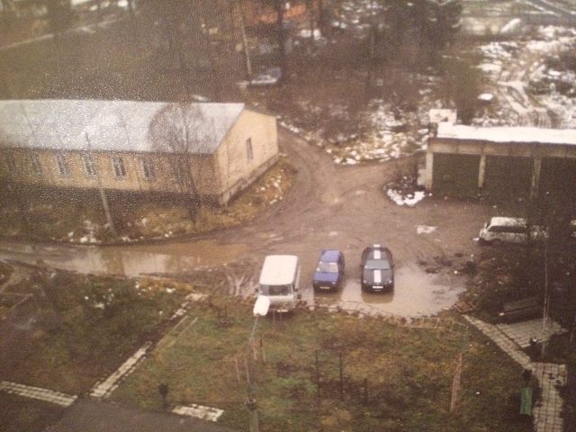 Вид из окна на ул. Октябрьская д. 8 в сторону 17 КПП
