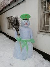 Патрульный на въезде в город
