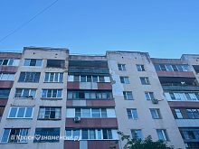 На Комсомольском бульваре 6/16 фасад дома уже находится в плачевном состоянии