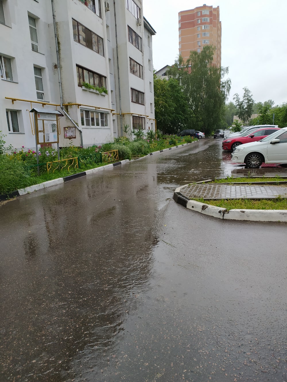 Тут писали, что даже Москву с её триллионами рублей затаплив