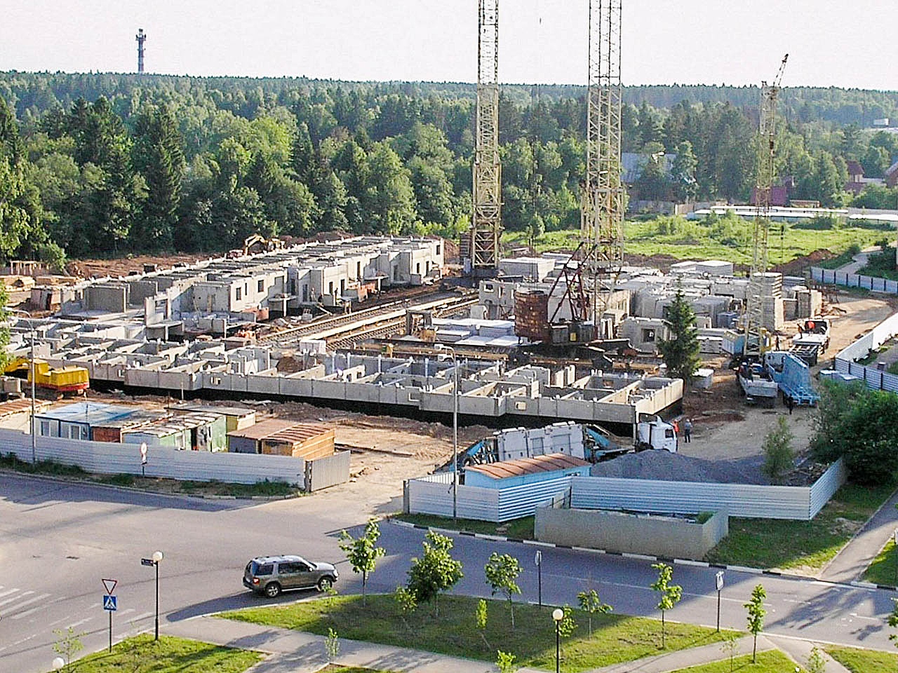 Сможете отгадать, что за здание строится на этой фотографии?