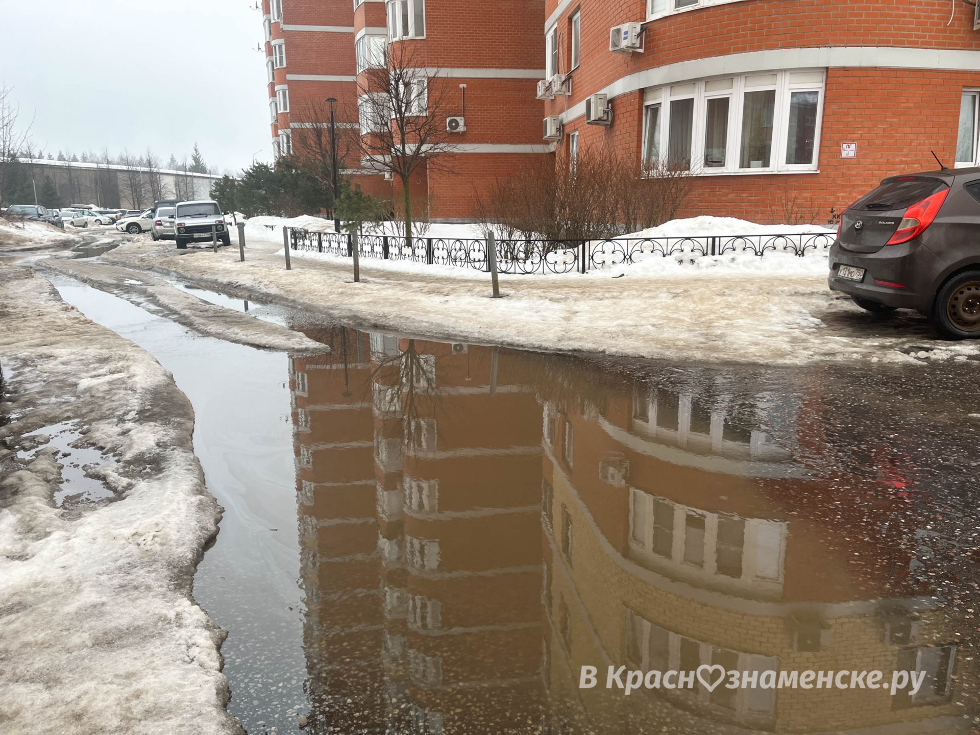 Всего лишь несколько дней теплой погоды и город плывёт, а лю