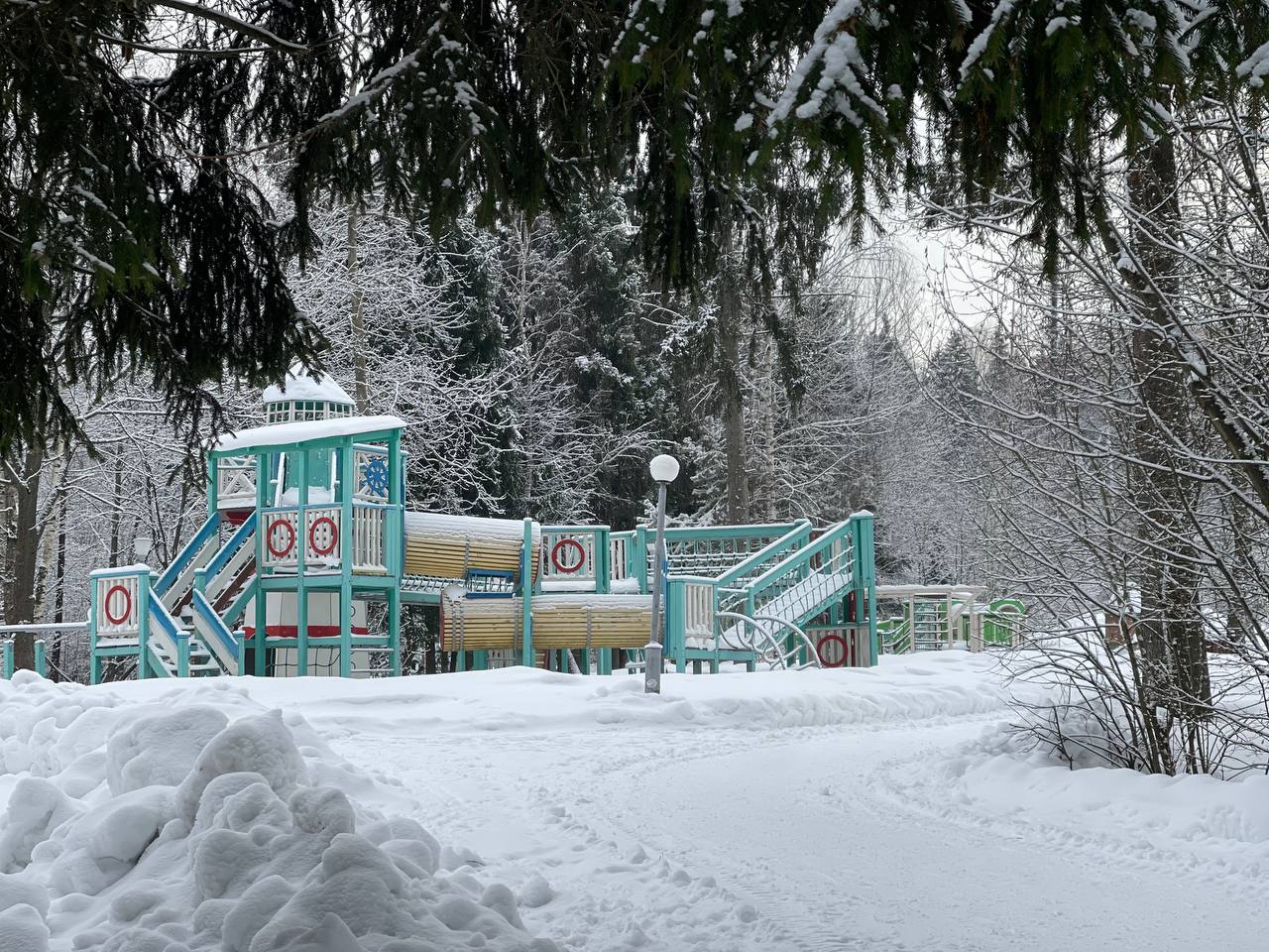 Прогулка по городскому парку — Краснознаменск