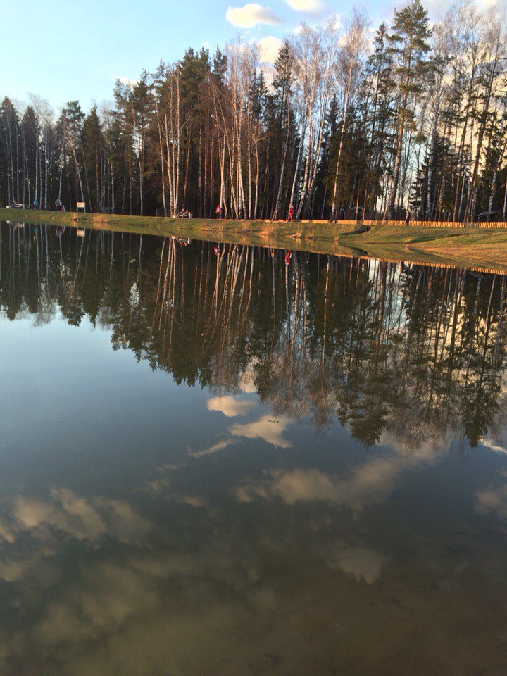 Облака в воде..