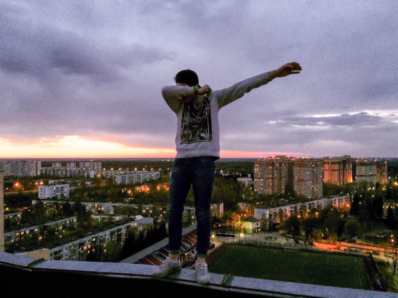 [club27992616|Придумайте название]