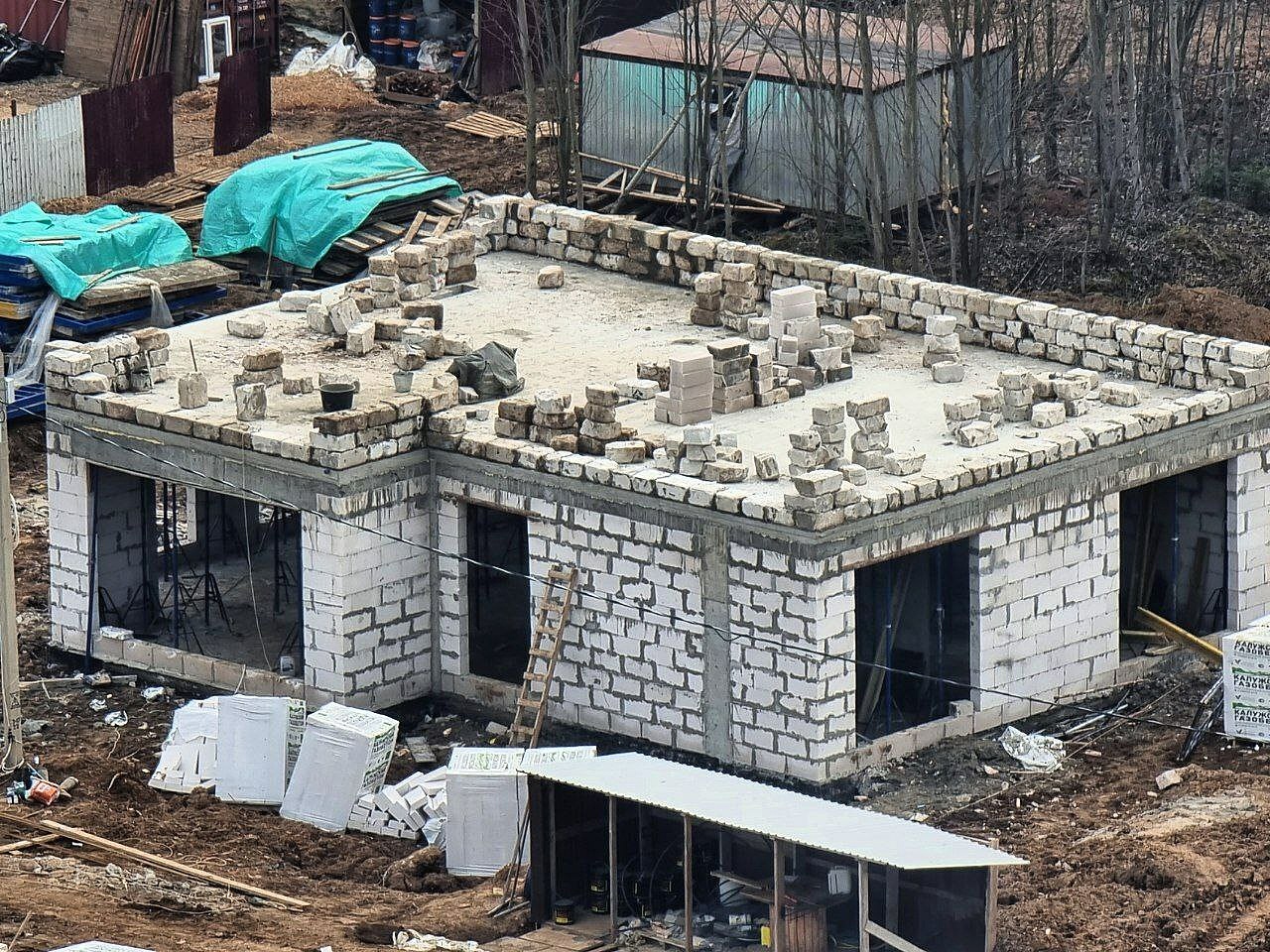 Фото обзор стройки коттеджного посёлка у 4й школы, в Сидоров