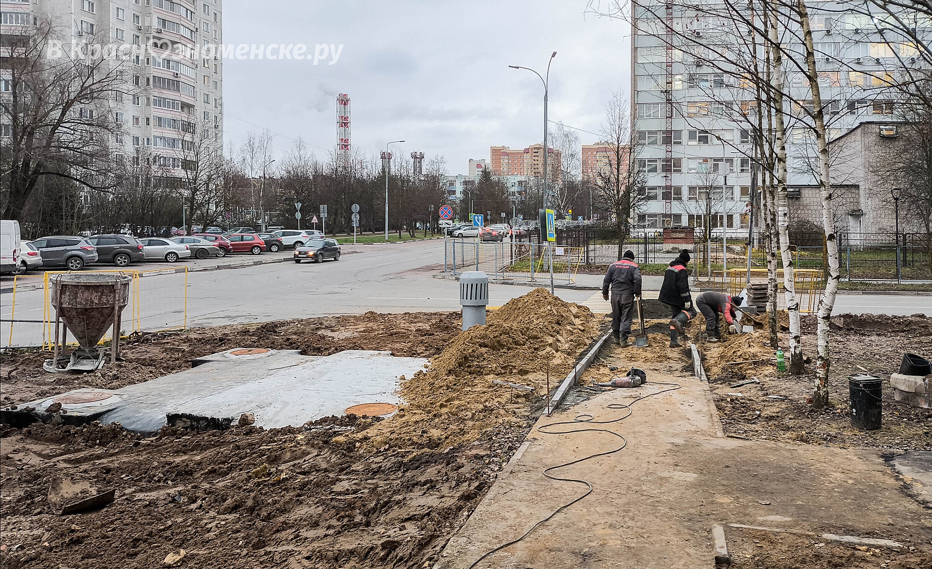 Тем временем, по адресу ул. Октябрьская 5, идёт обустройство