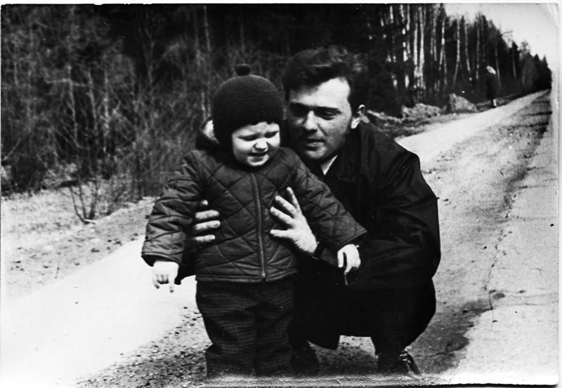 Исторические фотографии Краснознаменска ч.7 
Парк в 1м микрорайоне
Городское озеро
Кафе "Петушок"
Центральное КПП