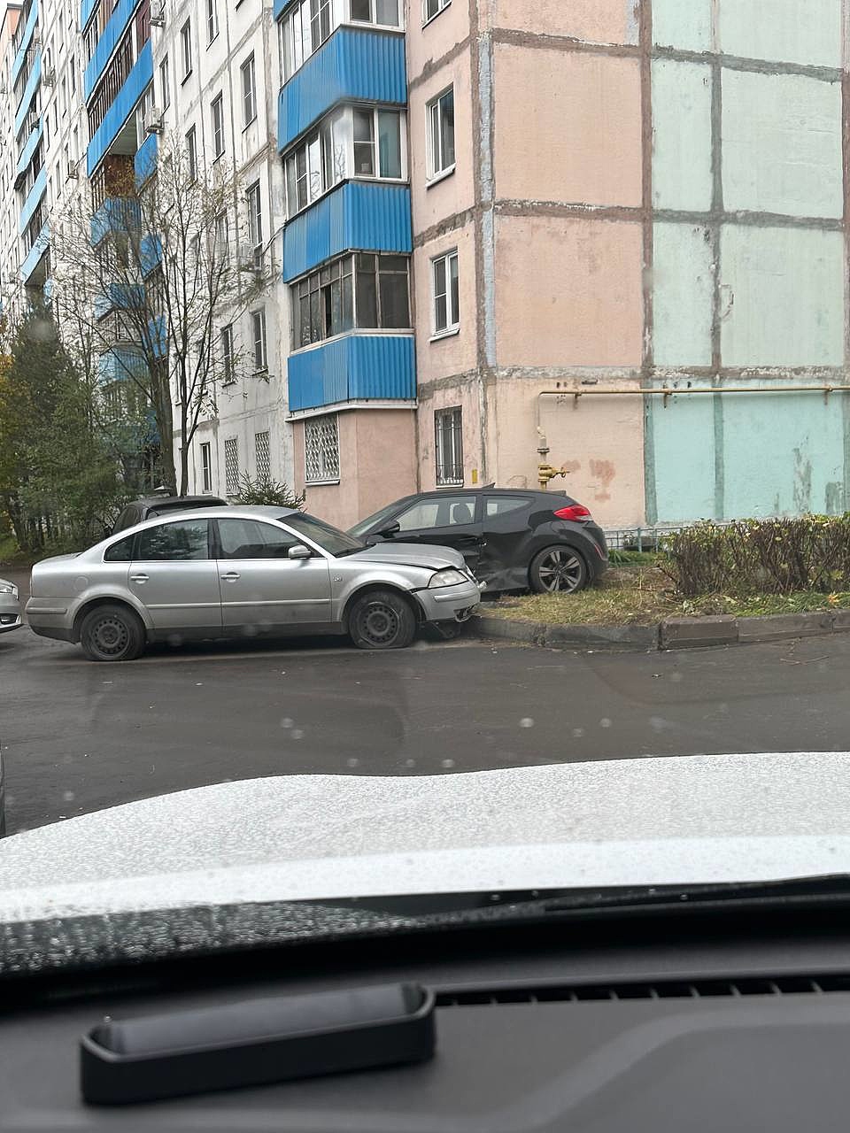 У кого то не доброе утро Из авточата: t.me/autokrasnoznamens