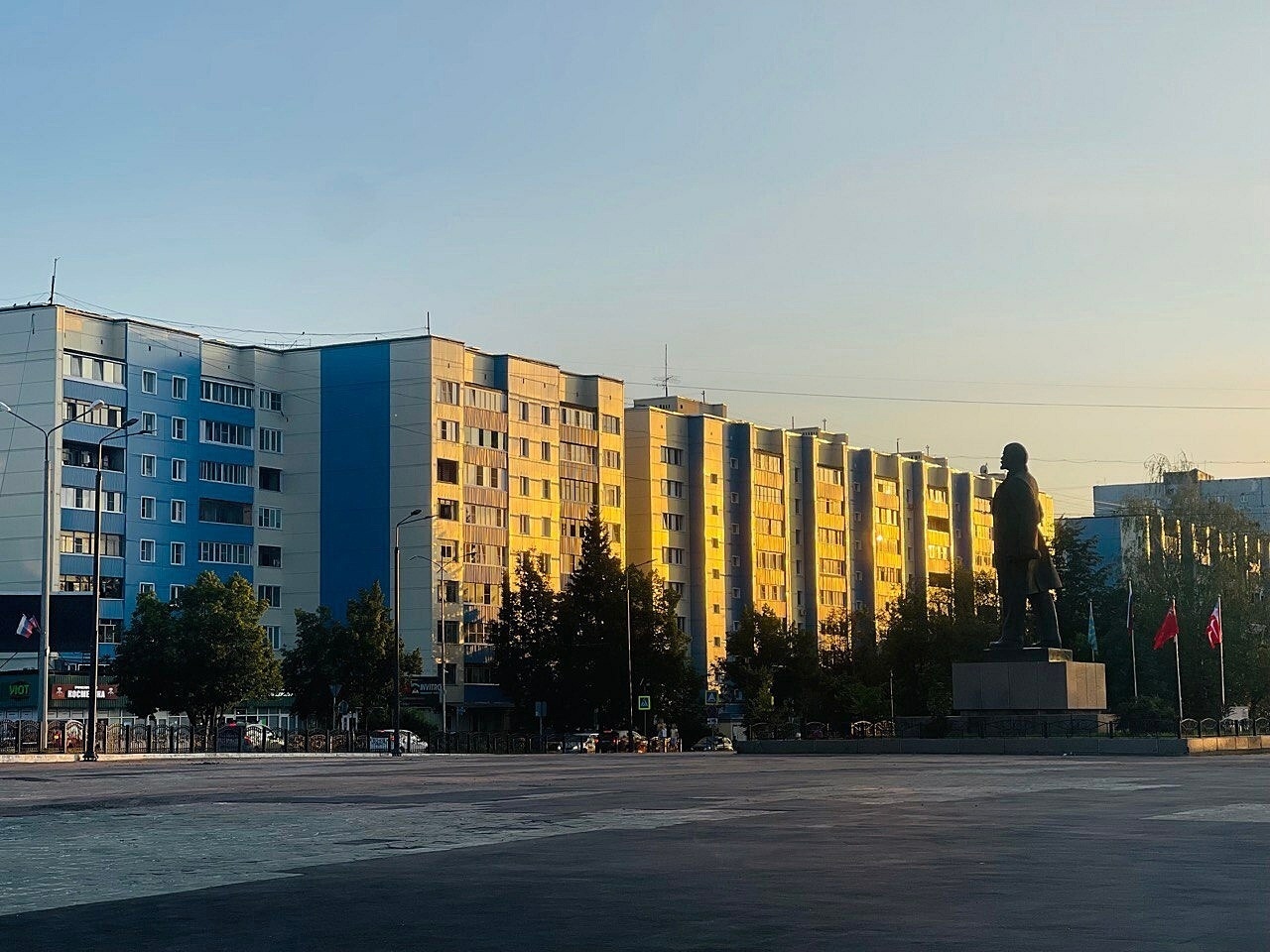 Вечереет