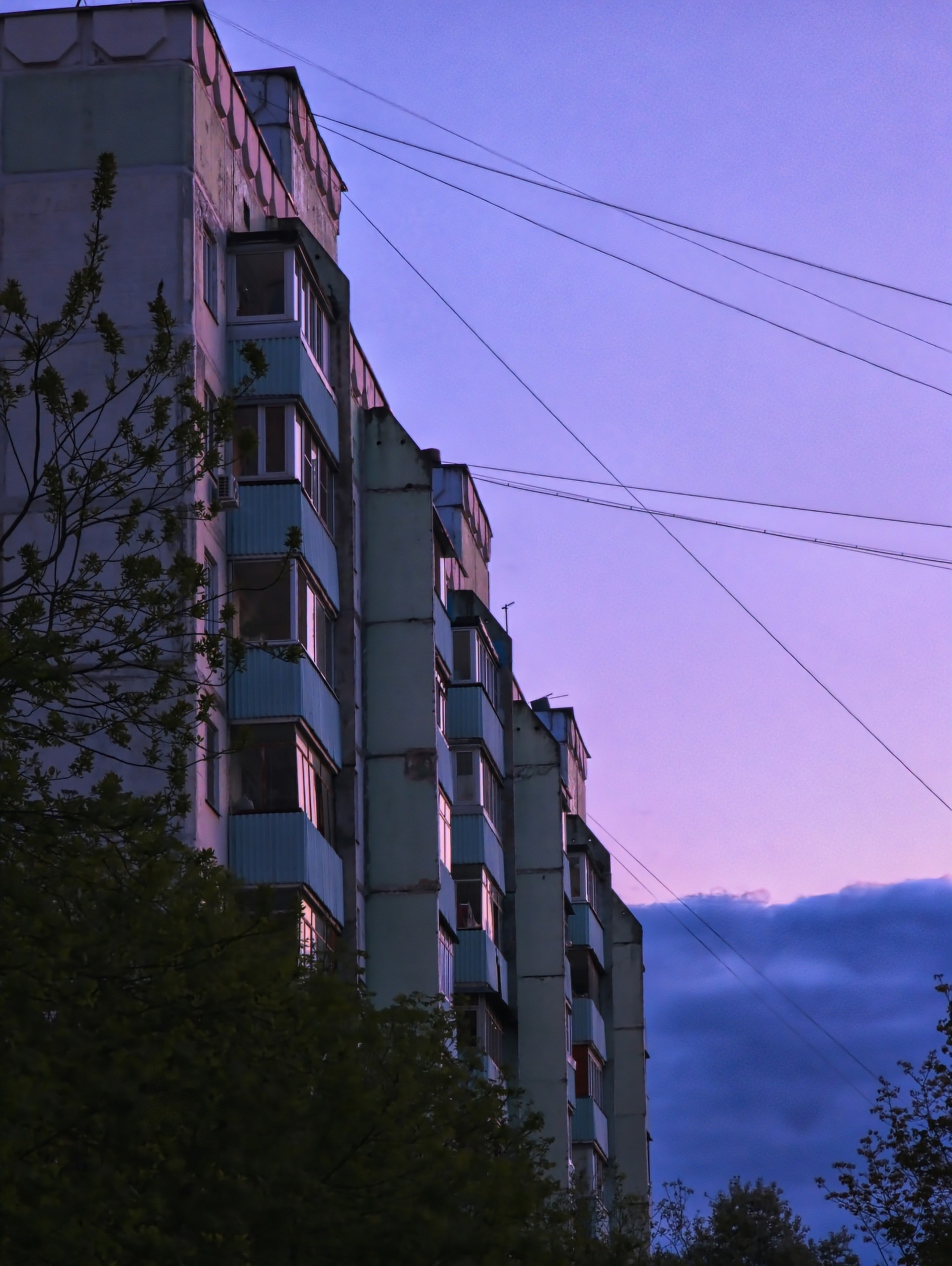 Вечереет