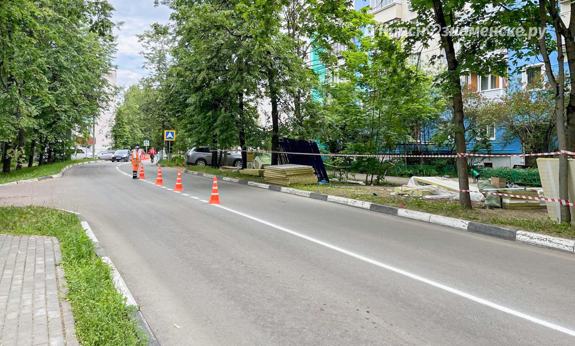 На основных дорогах города продолжаются работы по обновлению