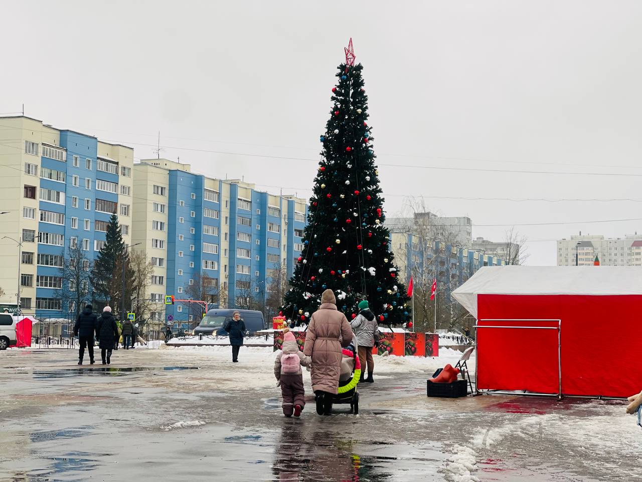 Прогулка по городу. — Краснознаменск