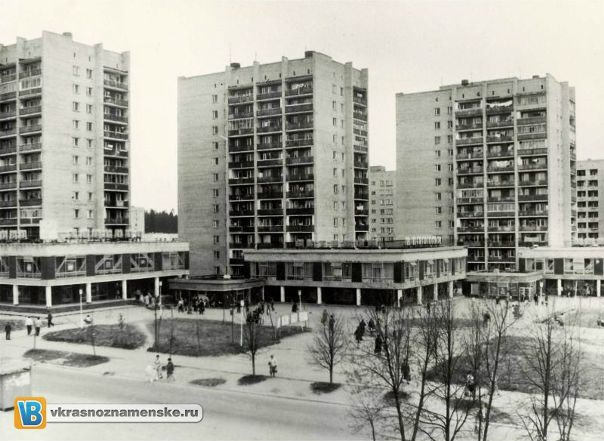 Подборка старых фотографий г.Краснознаменск
собранные из различных источников
Фотографии немного обработаны для резкости и контраста