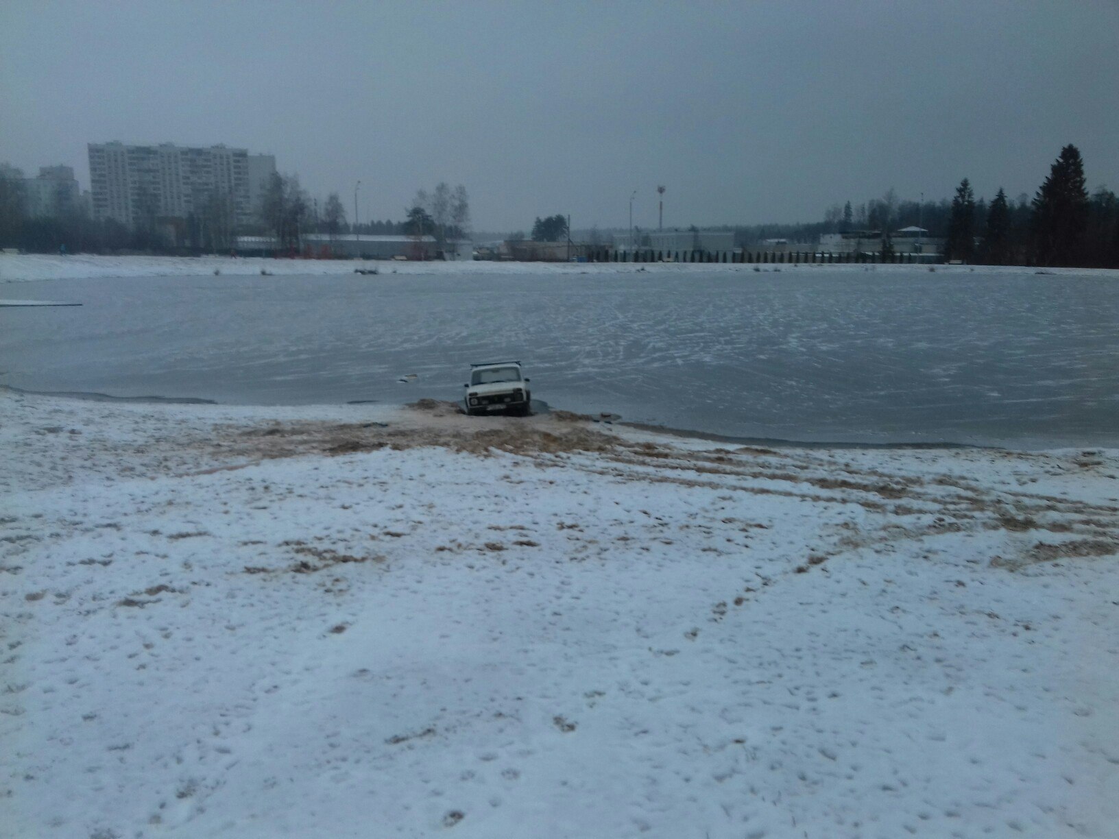 Снова стою одна ! Снова курю мама СНОВА ! — Краснознаменск