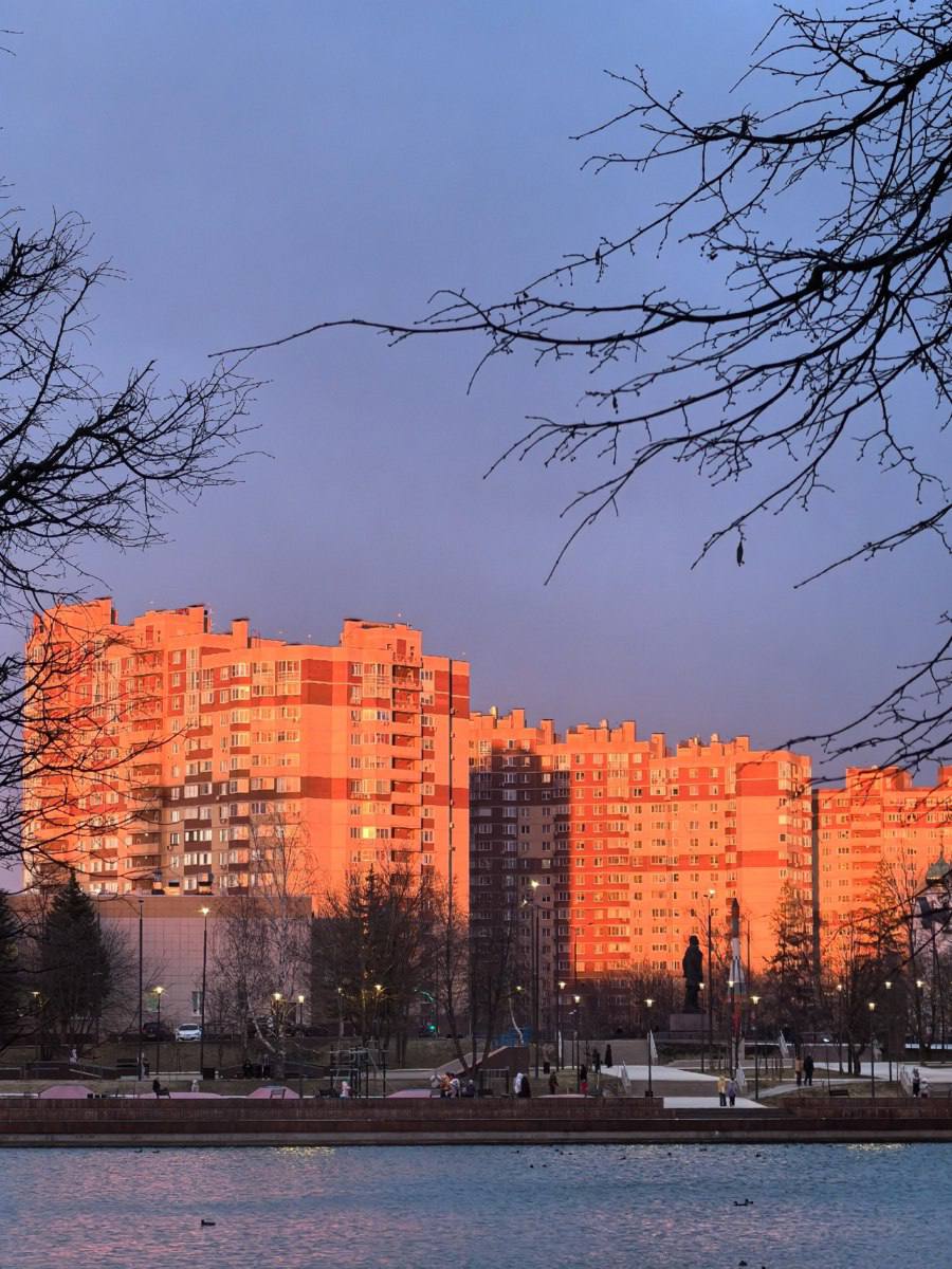Весенние закаты прошлого года остались в сердце, а как насчё
