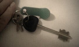На Связистов 12 найдены ключи. Отдам хозяину кто скажет како