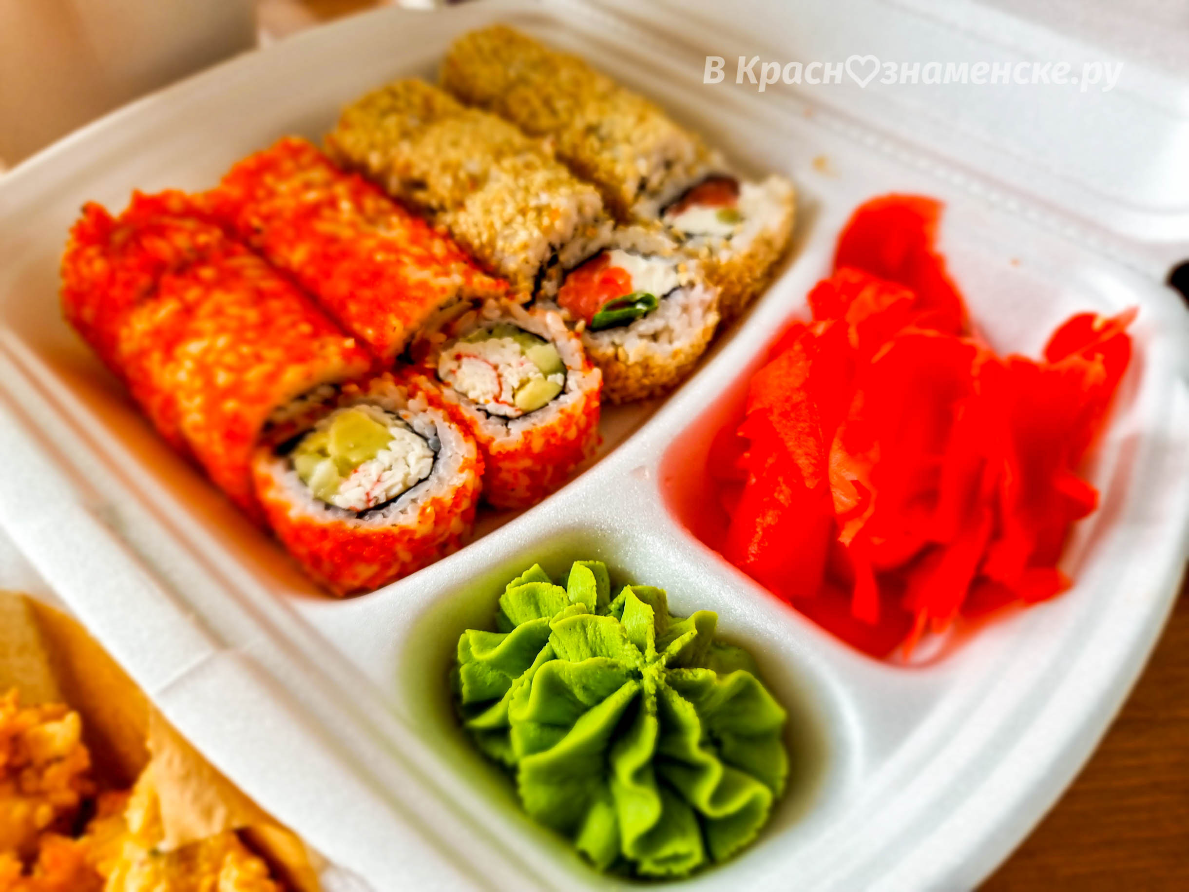 Обзор доставки Sushi Tian  Доставка приехала во время, в обе