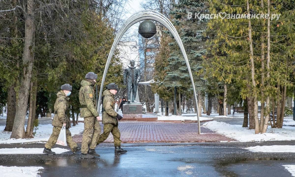 Сквер им. Титова в разные периоды — красоты любой погоды  © — Краснознаменск